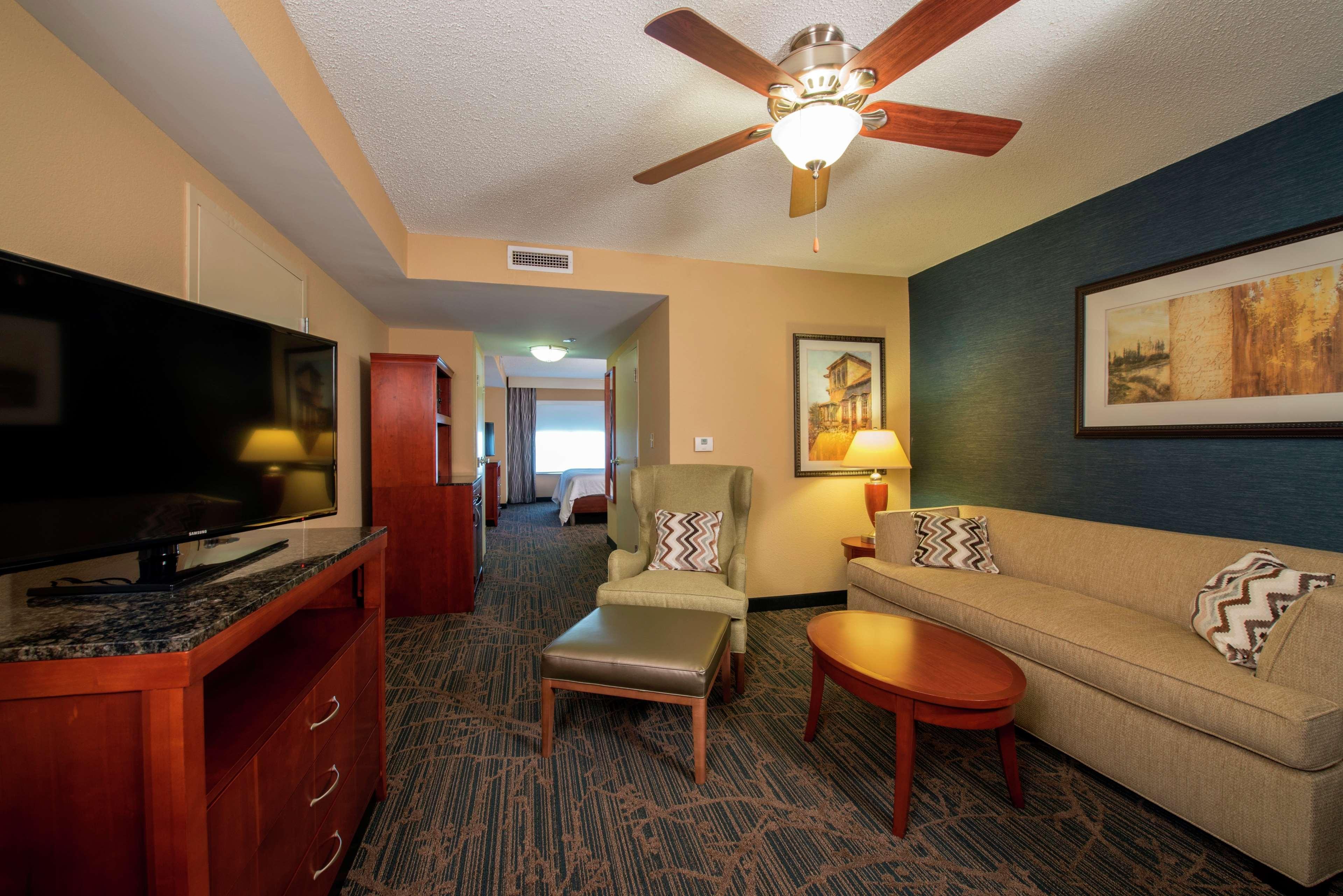Hilton Garden Inn Tupelo Ngoại thất bức ảnh