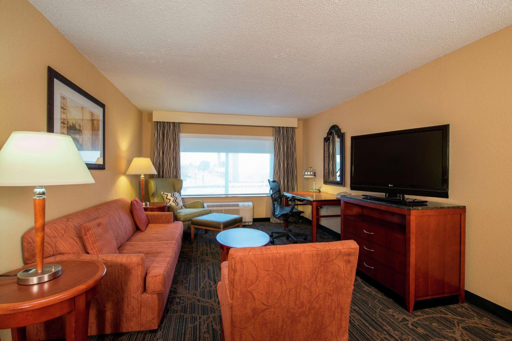 Hilton Garden Inn Tupelo Ngoại thất bức ảnh