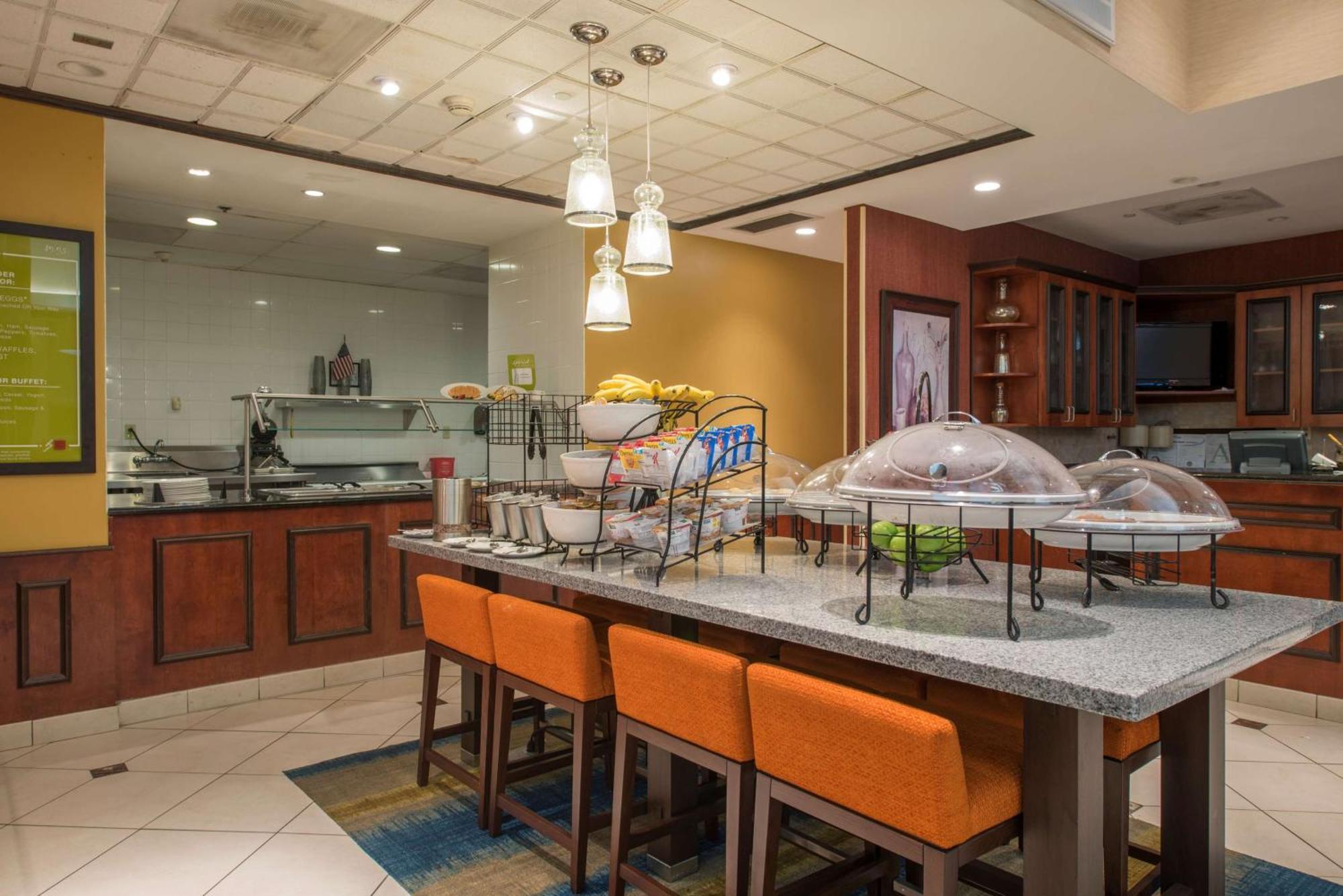 Hilton Garden Inn Tupelo Ngoại thất bức ảnh